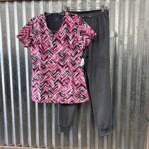 Women’s Scrub Set-Print Top-Heather Jogger Scrub Pants-XS top/XXS Regular Length